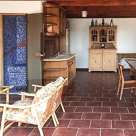 Four-bedroom Holiday In Nyaraló Szólád